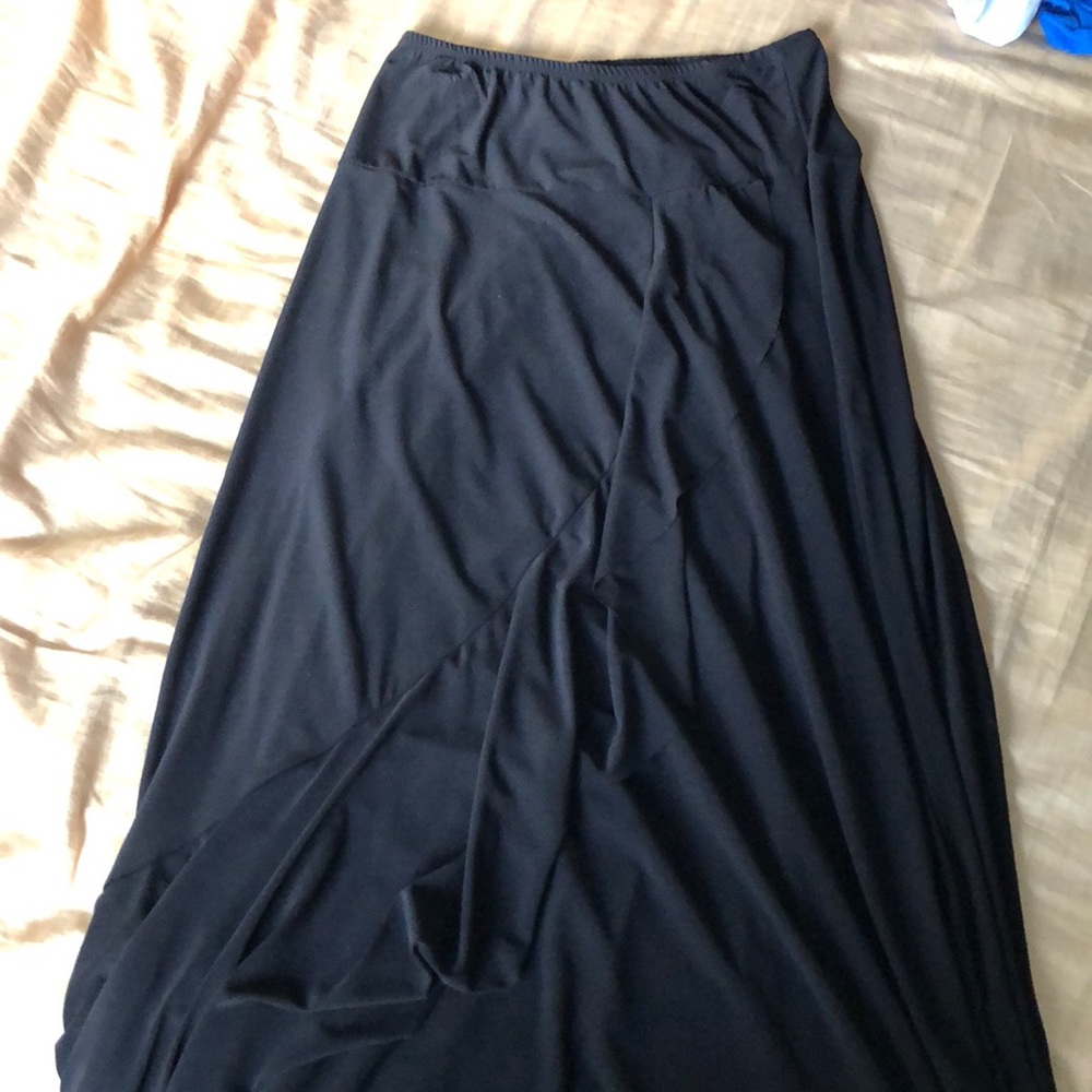 Long black skirt